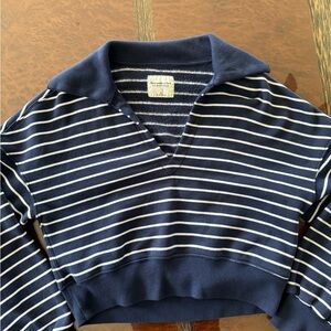 Abercrombie & Fitch Navy and Cream Striped Sweater